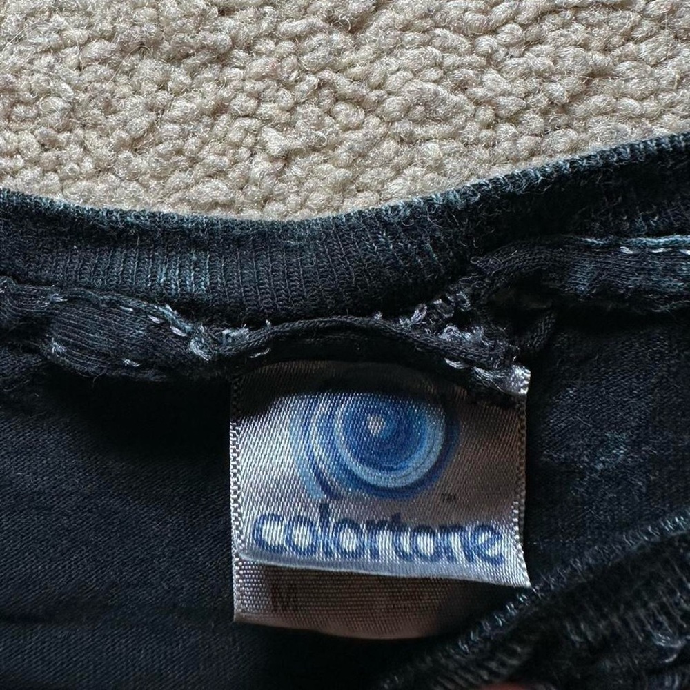Journey Cropped Band Tee - Picture 3 of 3